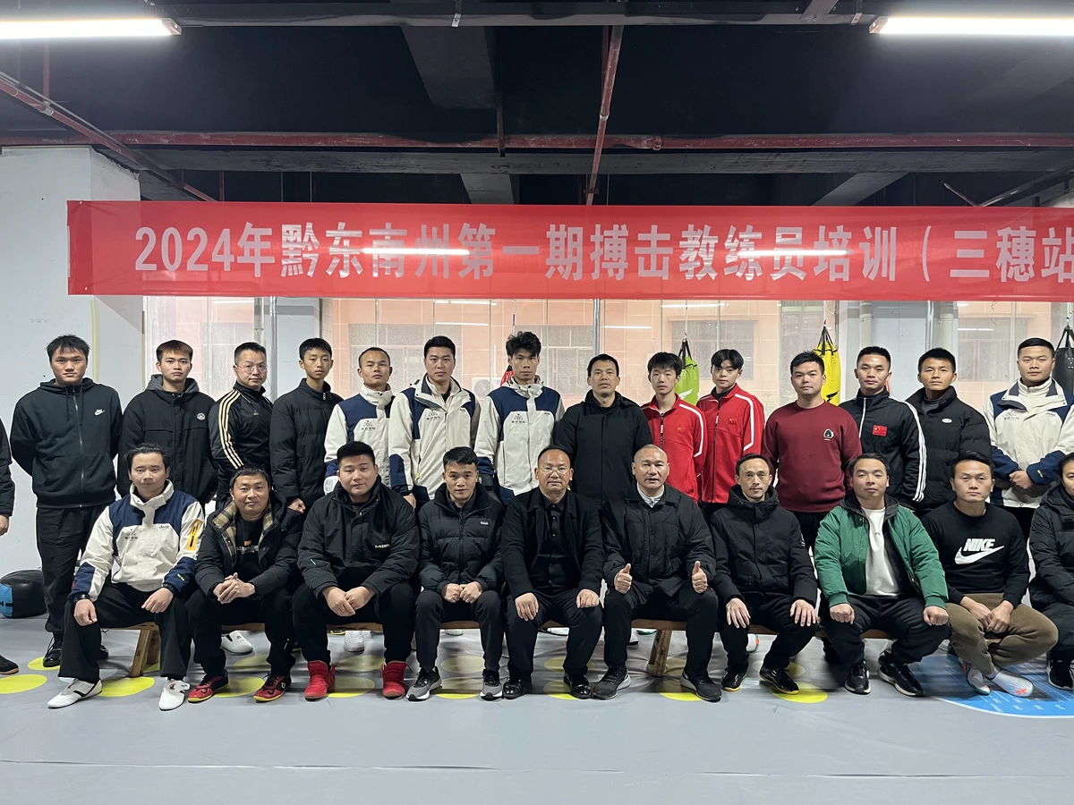刻苦训练篮球时如何避免受伤的建议_0